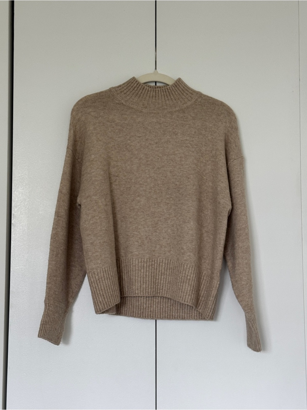 H&M Sweater